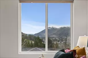 23300 SE Black Nugget Rd, Issaquah, WA 98029 - Photo 5