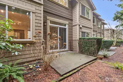 23300 SE Black Nugget Road #D3, Issaquah, WA 98029 - Photo 27