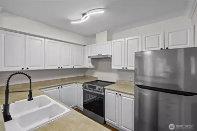 33020 10th Avenue SW #B202, Federal Way, WA 98023 - Photo 31