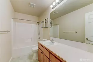 4604 230th Terrace SE, Sammamish, WA 98075 - Photo 17