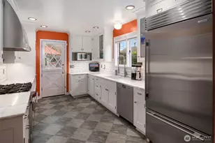 2256 W Viewmont Wy W, Seattle, WA 98199 - Photo 11