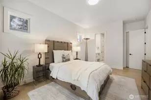 11821 SE 84th St, Newcastle, WA 98056 - Photo 15