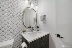 11821 SE 84th St, Newcastle, WA 98056 - Photo 13