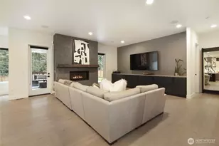 11821 SE 84th St, Newcastle, WA 98056 - Photo 9