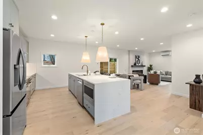 3436 33rd Avenue W, Seattle, WA 98199 - Photo 9