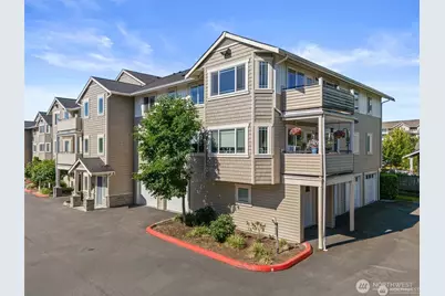 13207 97th Avenue E #301, Puyallup, WA 98373 - Photo 1