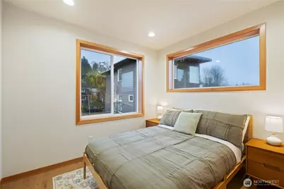 2844 22nd Avenue W, Seattle, WA 98199 - Photo 21