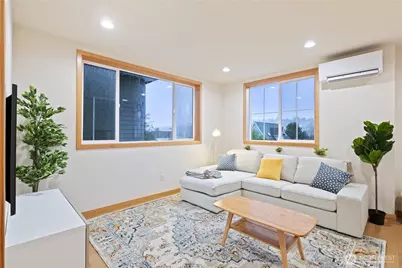 2844 22nd Avenue W, Seattle, WA 98199 - Photo 5