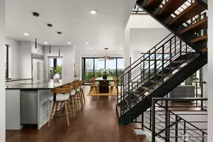 6038 50th Ave NE, Seattle, WA 98115 - Photo 5