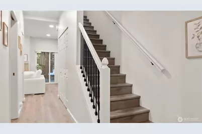 18010 NE 94th Street #2, Redmond, WA 98052 - Photo 3