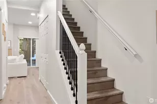 18010 NE 94th St, Redmond, WA 98052 - Photo 3