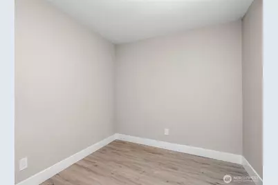 6323 Kitsap Way, Bremerton, WA 98312 - Photo 29