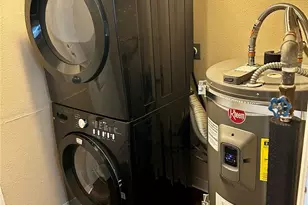 4622 59th St E, Tacoma, WA 98443 - Photo 9