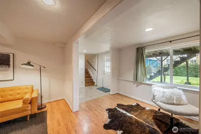 10020 18th Avenue SW, Seattle, WA 98146 - Photo 15