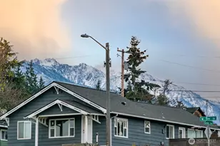 2016 W 4th St, Port Angeles, WA 98363 - Photo 13