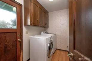 2016 W 4th St, Port Angeles, WA 98363 - Photo 25