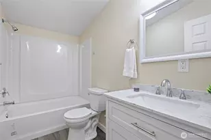 1320 N Oak Harbor St, Oak Harbor, WA 98277 - Photo 15