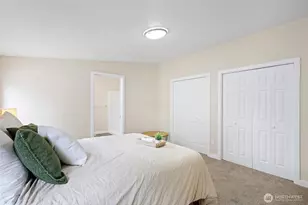 1320 N Oak Harbor St, Oak Harbor, WA 98277 - Photo 11