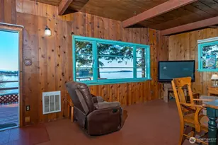 24 Starboard Rd, Lopez Island, WA 98261 - Photo 9