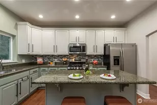 9170 Eagle Point Loop Rd SW, Lakewood, WA 98498 - Photo 13