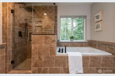 9170 Eagle Point Loop Road SW, Lakewood, WA 98498 - Photo 17