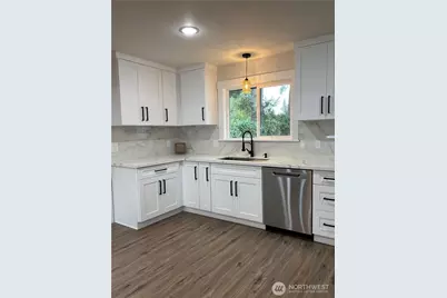 7033 S J Street, Tacoma, WA 98408 - Photo 9