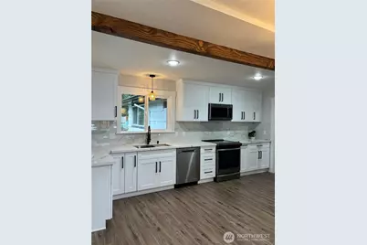 7033 S J Street, Tacoma, WA 98408 - Photo 7