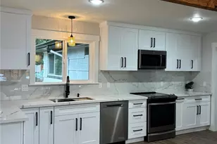 7033 S J St, Tacoma, WA 98408 - Photo 7