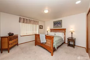 410 E Front St, Port Angeles, WA 98362 - Photo 21