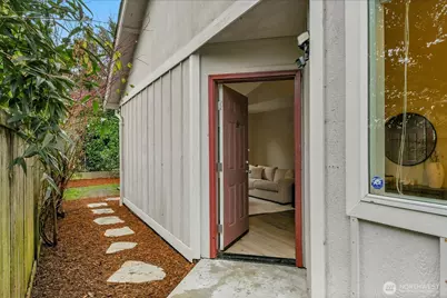 1814 I Street NE #214, Auburn, WA 98002 - Photo 5