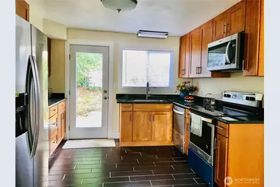 16241 54th Avenue S, Tukwila, WA 98188 - Photo 5