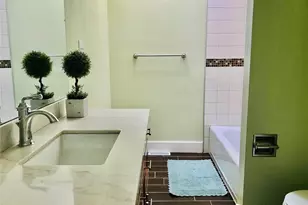 16241 54th Ave S, Tukwila, WA 98188 - Photo 7