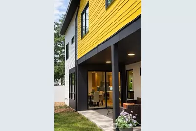 16344 Linden Avenue N, Shoreline, WA 98133 - Photo 17