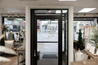 131 E Woodin Avenue, Chelan, WA 98816 - Photo 7