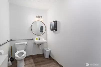 131 E Woodin Avenue, Chelan, WA 98816 - Photo 31