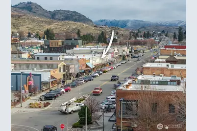 131 E Woodin Avenue, Chelan, WA 98816 - Photo 5