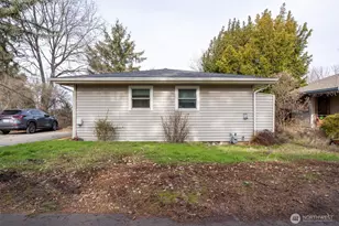 305 SE Jackson St, Pullman, WA 99163 - Photo 1