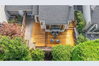 1400 Bellevue Way SE #4, Bellevue, WA 98004 - Photo 31