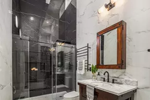 1400 Bellevue Way SE, Bellevue, WA 98004 - Photo 19