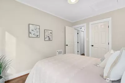 713 26th Avenue #B, Seattle, WA 98122 - Photo 17