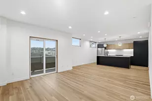 3646 Greenwood Ave N, Seattle, WA 98103 - Photo 7