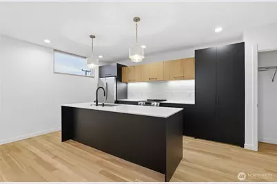 3646 Greenwood Avenue N #A, Seattle, WA 98103 - Photo 17