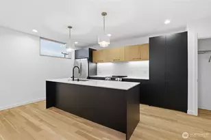 3646 Greenwood Ave N, Seattle, WA 98103 - Photo 17