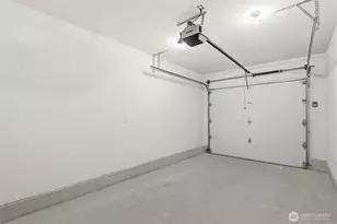 3646 Greenwood Ave N, Seattle, WA 98103 - Photo 31