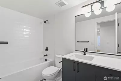 3646 Greenwood Avenue N #A, Seattle, WA 98103 - Photo 29