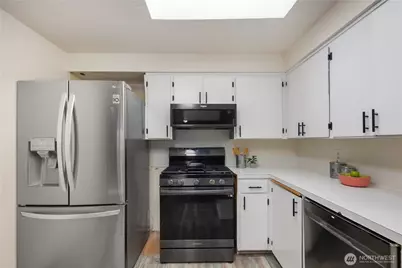 1015 141st Street S, Tacoma, WA 98444 - Photo 13