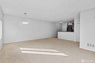 1736 10th Avenue NE #C-205, Issaquah, WA 98029 - Photo 19