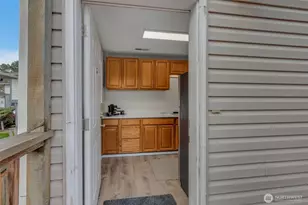 9480 Olson Pl SW, Seattle, WA 98106 - Photo 25