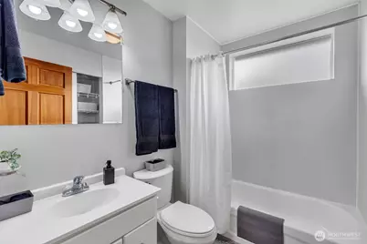 9480 Olson Place SW #G, Seattle, WA 98106 - Photo 7