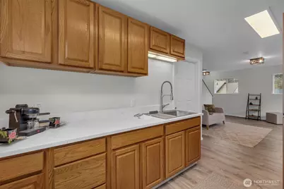 9480 Olson Place SW #G, Seattle, WA 98106 - Photo 23